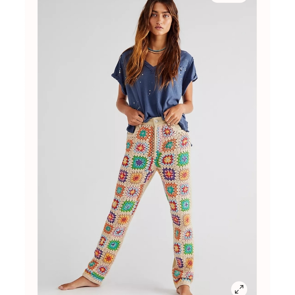 Free People × We The Free Crochet Zuri Mom Jeans - Picture 3 of 6